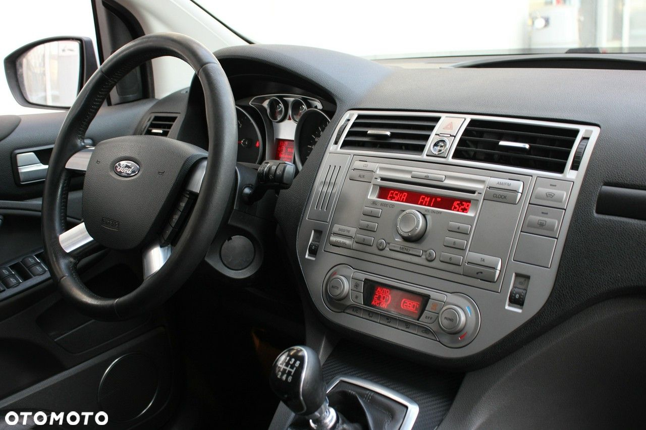 Ford Kuga 2.0 TDCi Titanium - 23