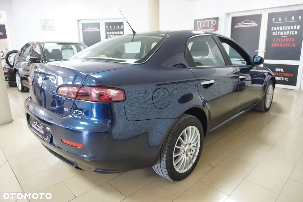Alfa Romeo 159 1.9 JTDM 16V DPF Distinctive - 9