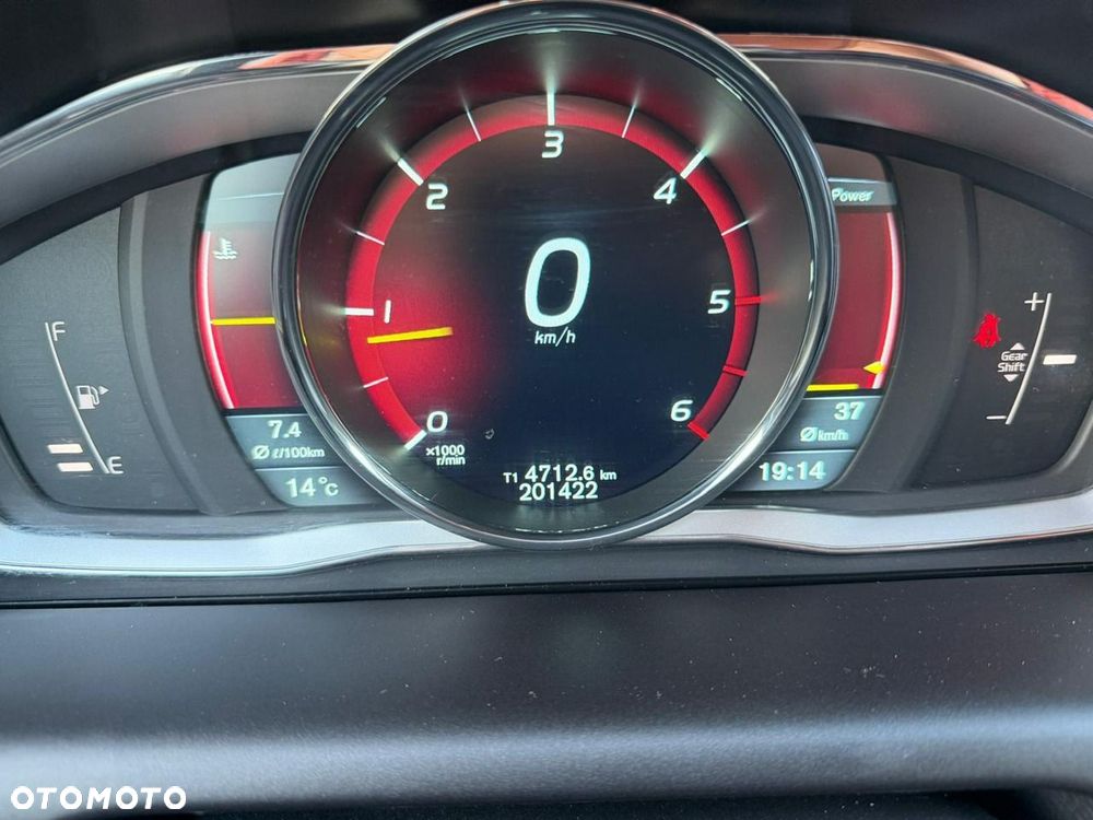 Volvo XC 60 - 8