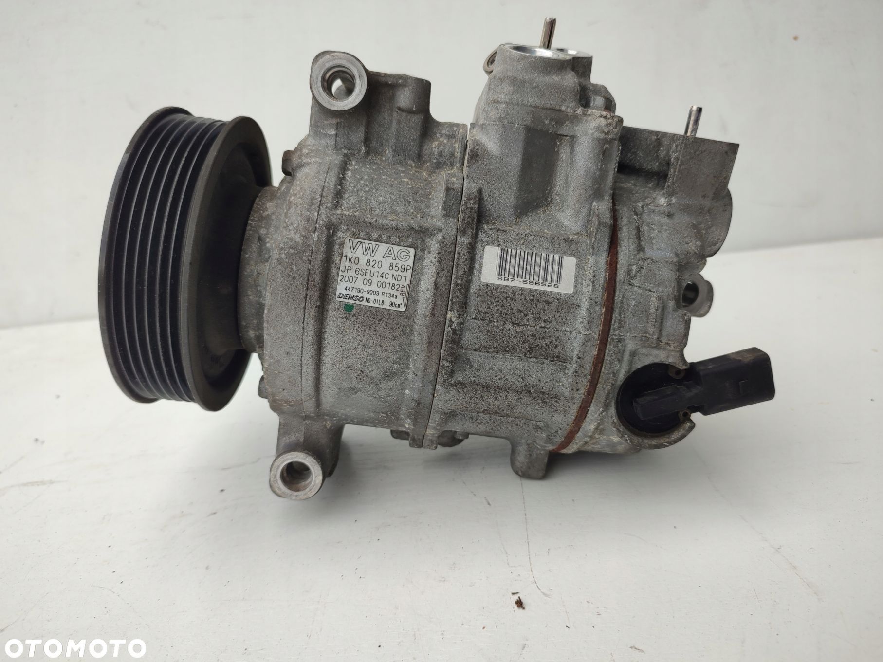 Sprężarka klimatyzacji SEAT LEON II 1.8TSI 1K0820859P ORYGINAŁ - 1