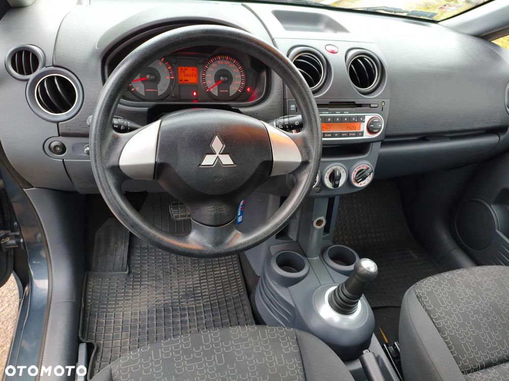Mitsubishi Colt 1.3 Inform - 5