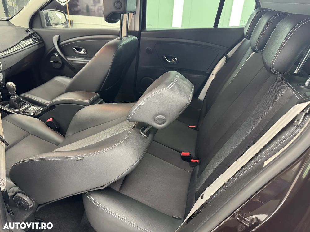 Renault Megane ENERGY dCi 130 Start & Stopp Bose Edition - 17