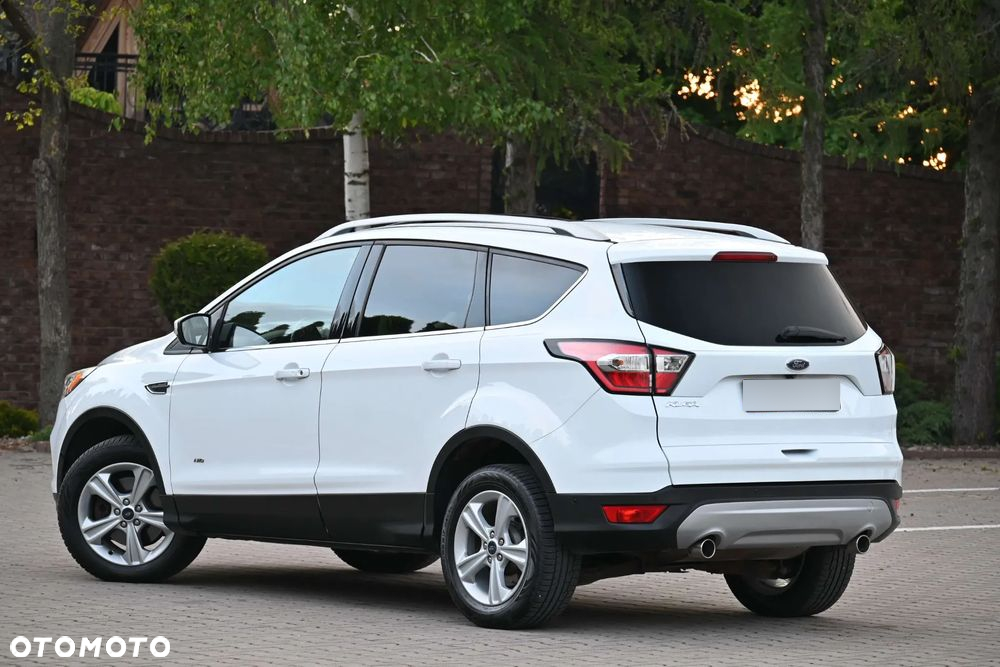 Ford Kuga 2.0 TDCi AWD Titanium - 20