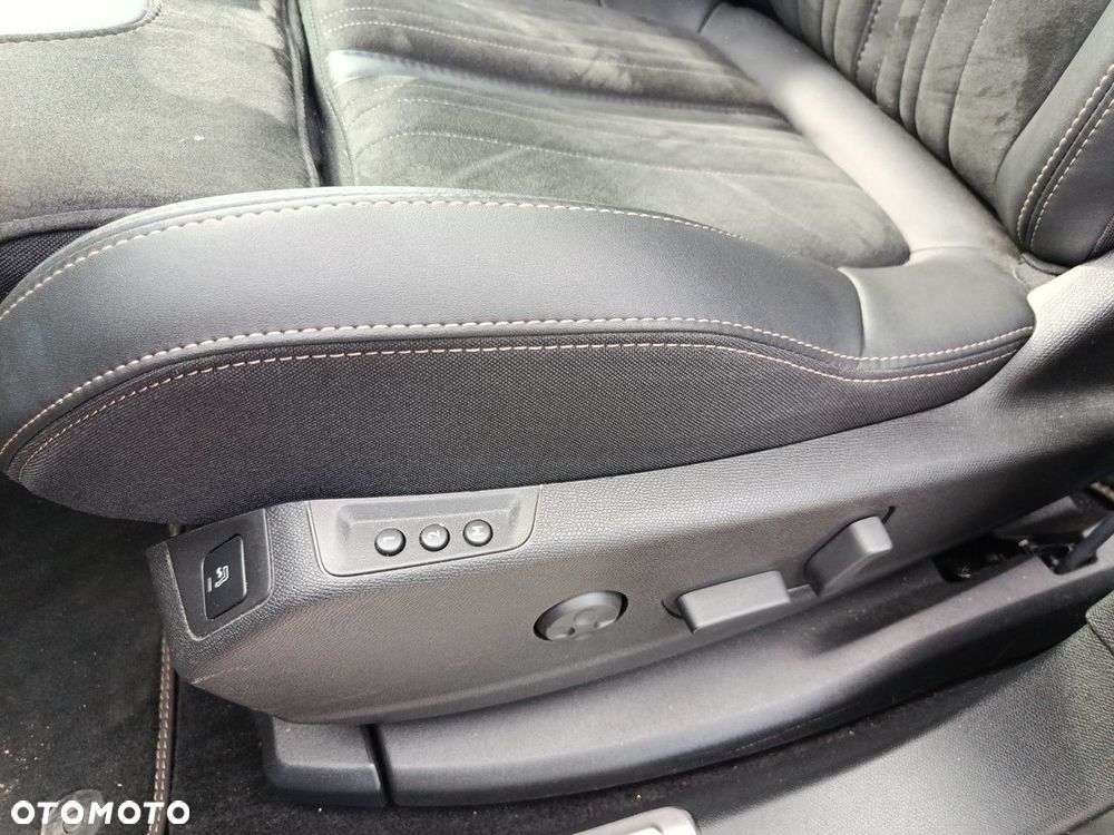Peugeot 5008 1.5 BlueHDi GT S&S EAT8 - 12