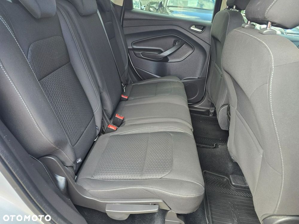 Ford Kuga 2.0 TDCi AWD Trend - 11