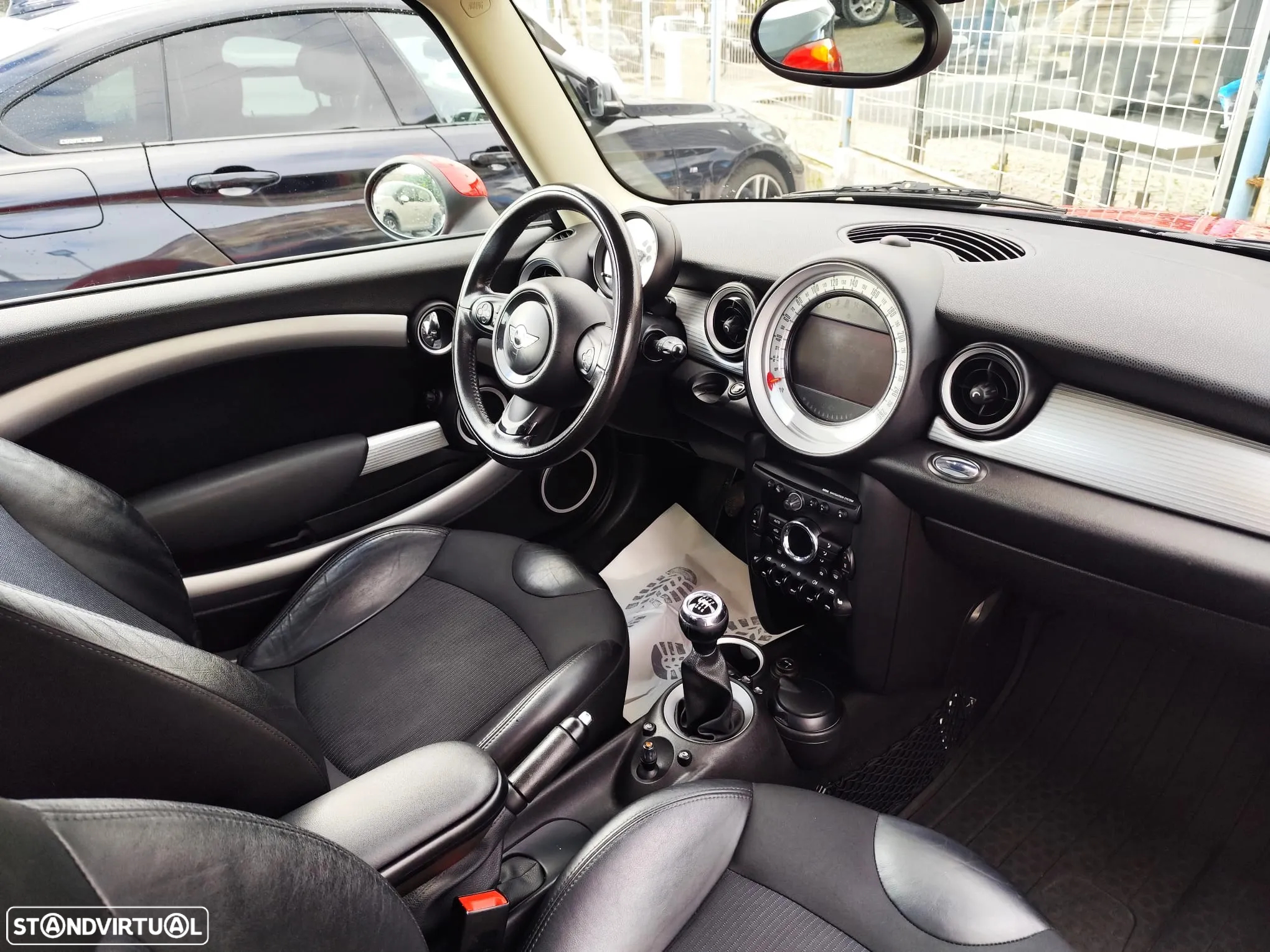 MINI 3 Portas Cooper D - 7