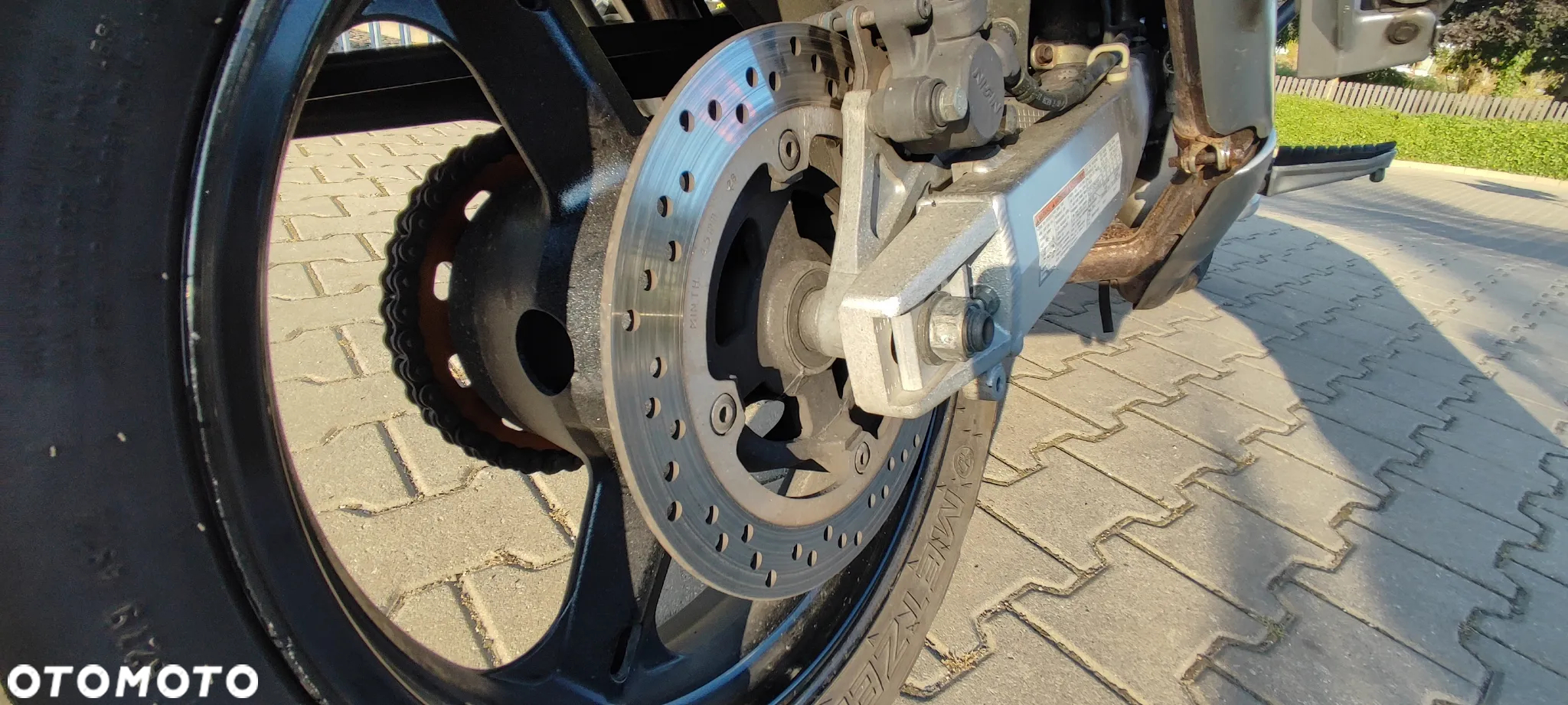 Suzuki DL - 8