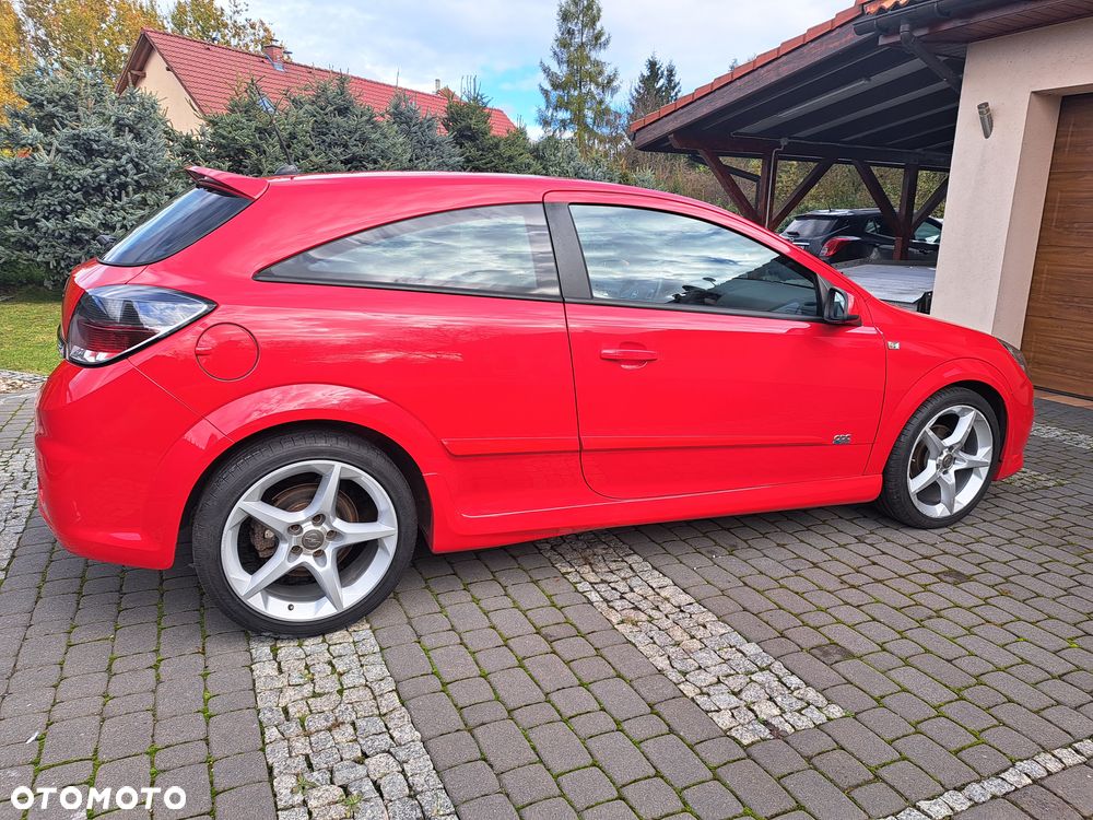 Opel Astra GTC 1.6 Sport - 5
