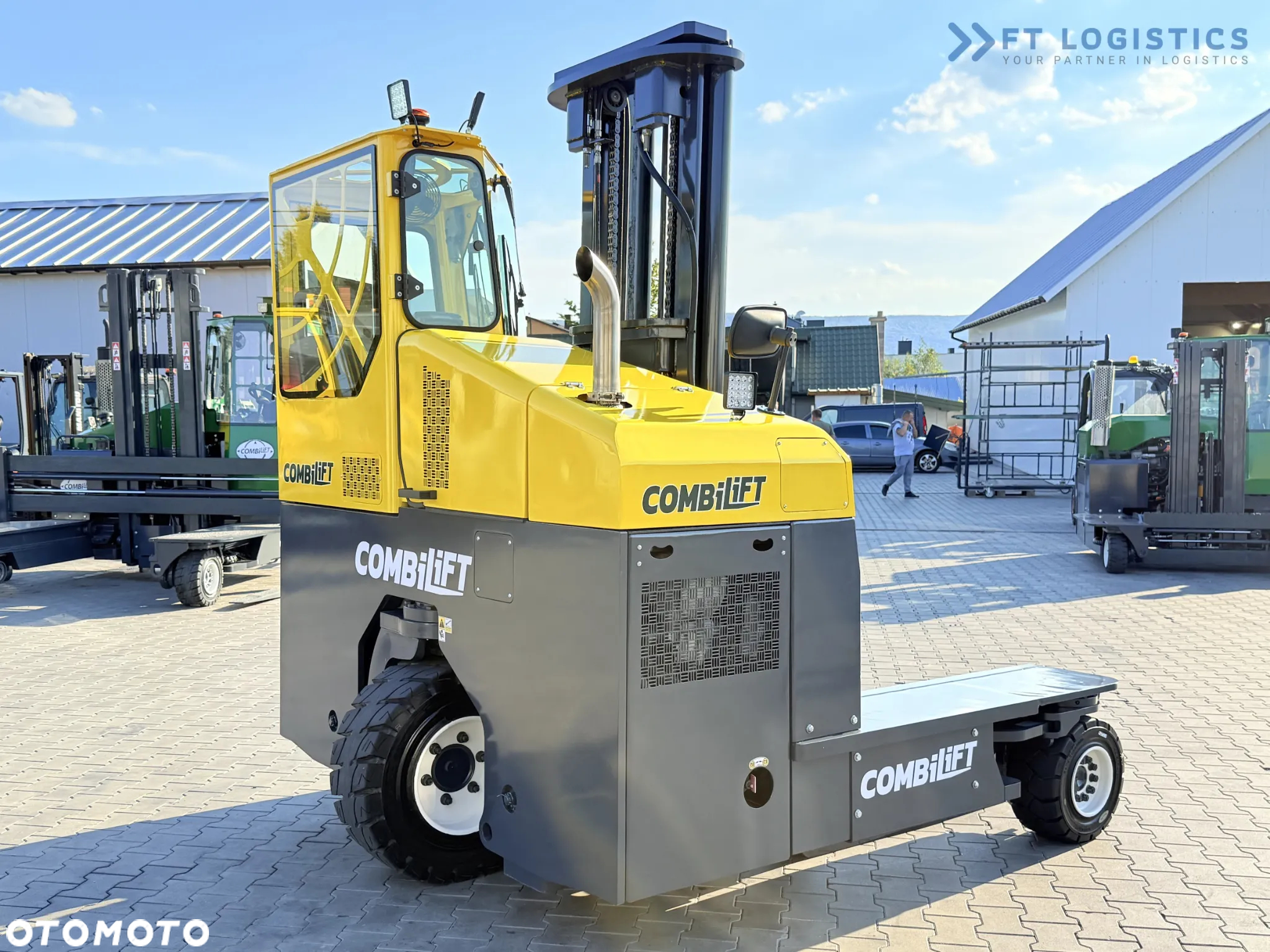 Combilift C5000 / DIESEL / TRIPLEX 6000MM / WOLNY SKOK / POZYCJONER WIDEŁ / WBUDOWANA WAGA / OGRZEWANIE / PEŁNA KABINA / STAN IDEALNY / zeroka oferta wózków czterokierunkowych i bocznych, dopasowanych do różnorodnych potrzeb i zastosowań - 7