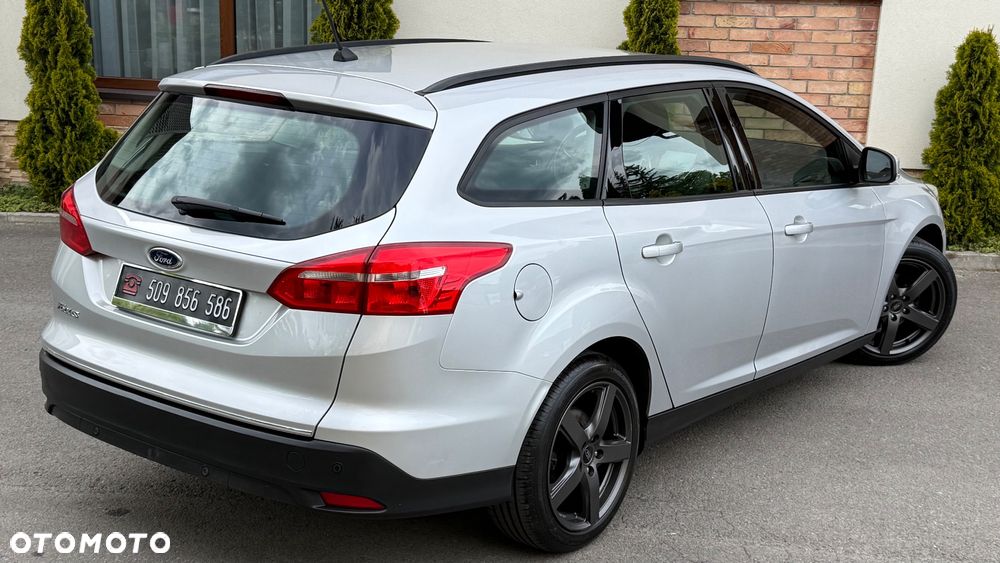 Ford Focus - 23