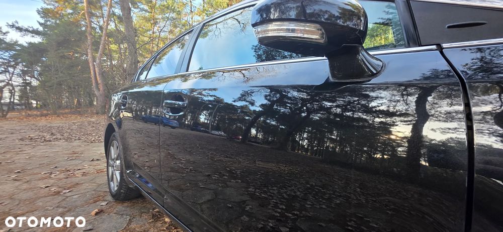 Toyota Avensis 2.0 D-4D Premium - 35