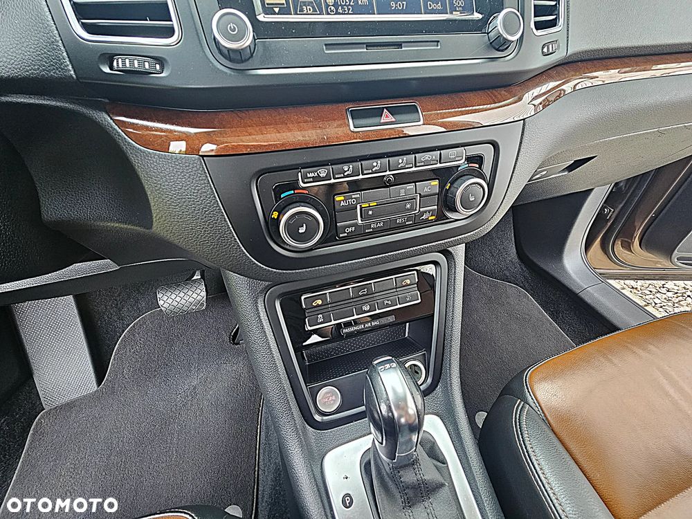Volkswagen Sharan - 24