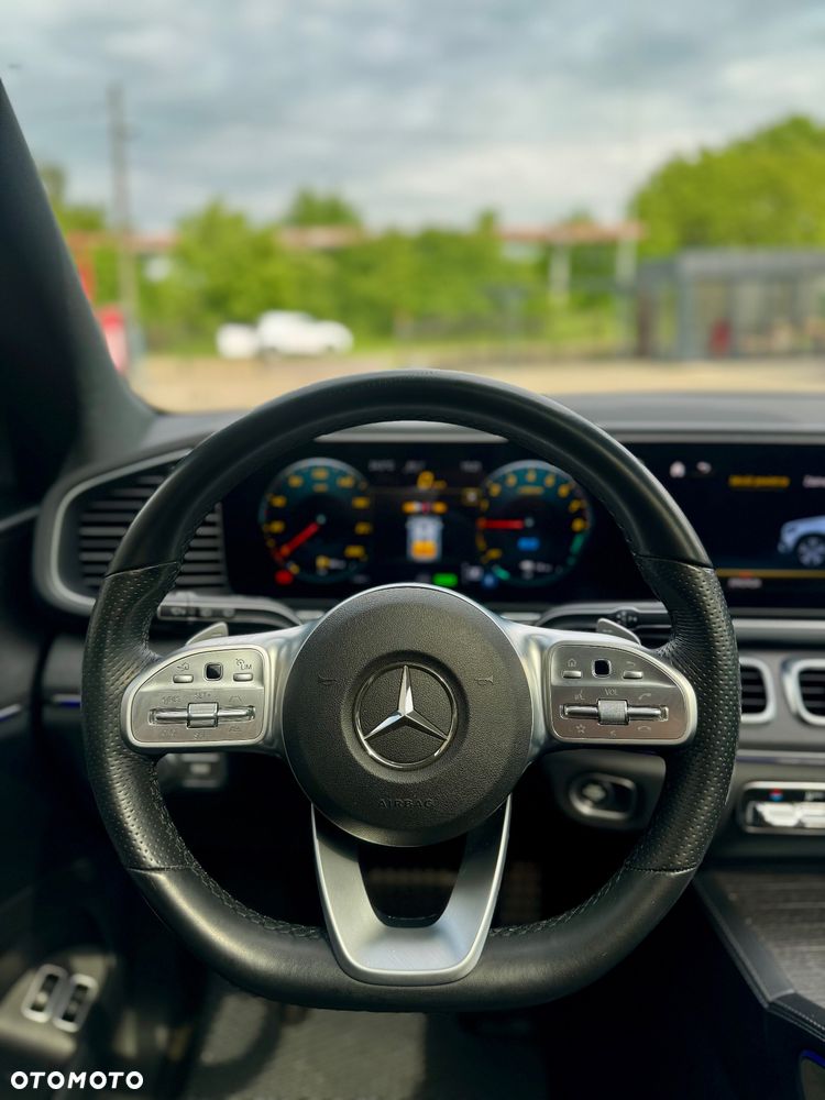 Mercedes-Benz GLE - 25
