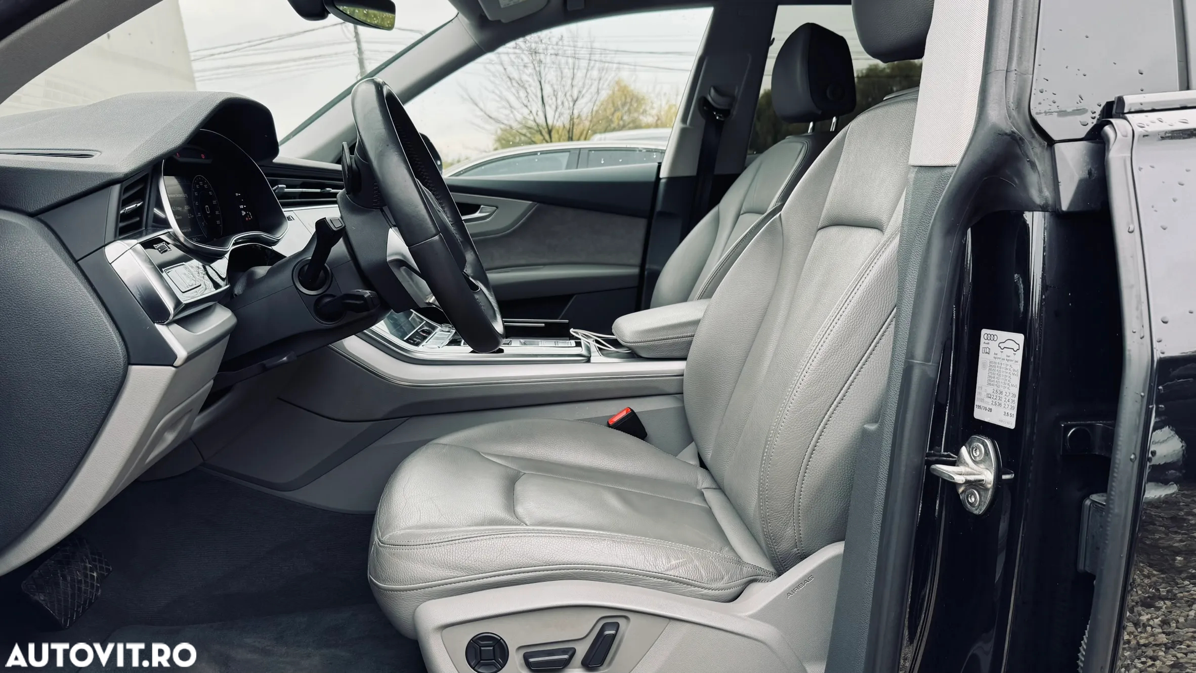 Audi Q8 55 TFSI quattro Tiptronic - 17