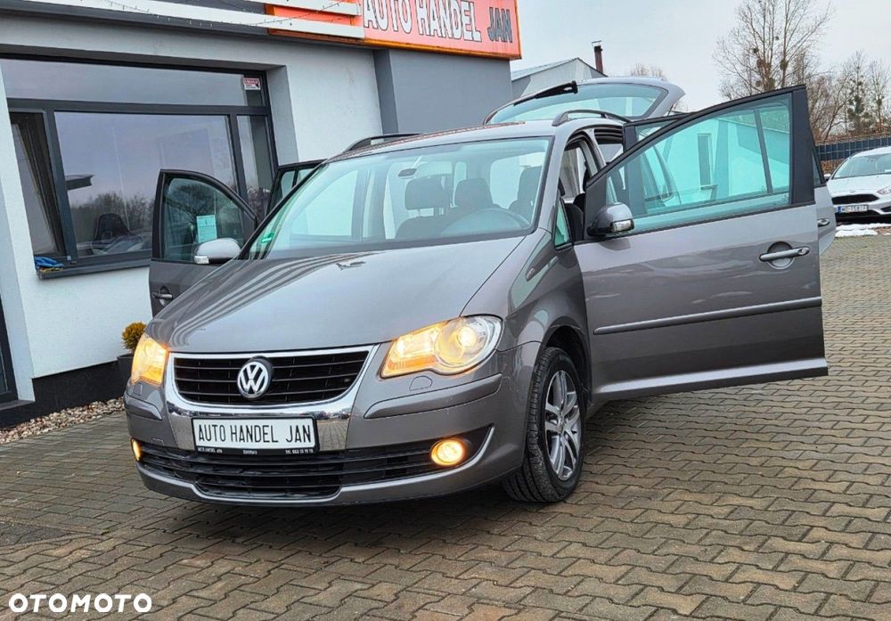 Volkswagen Touran - 5