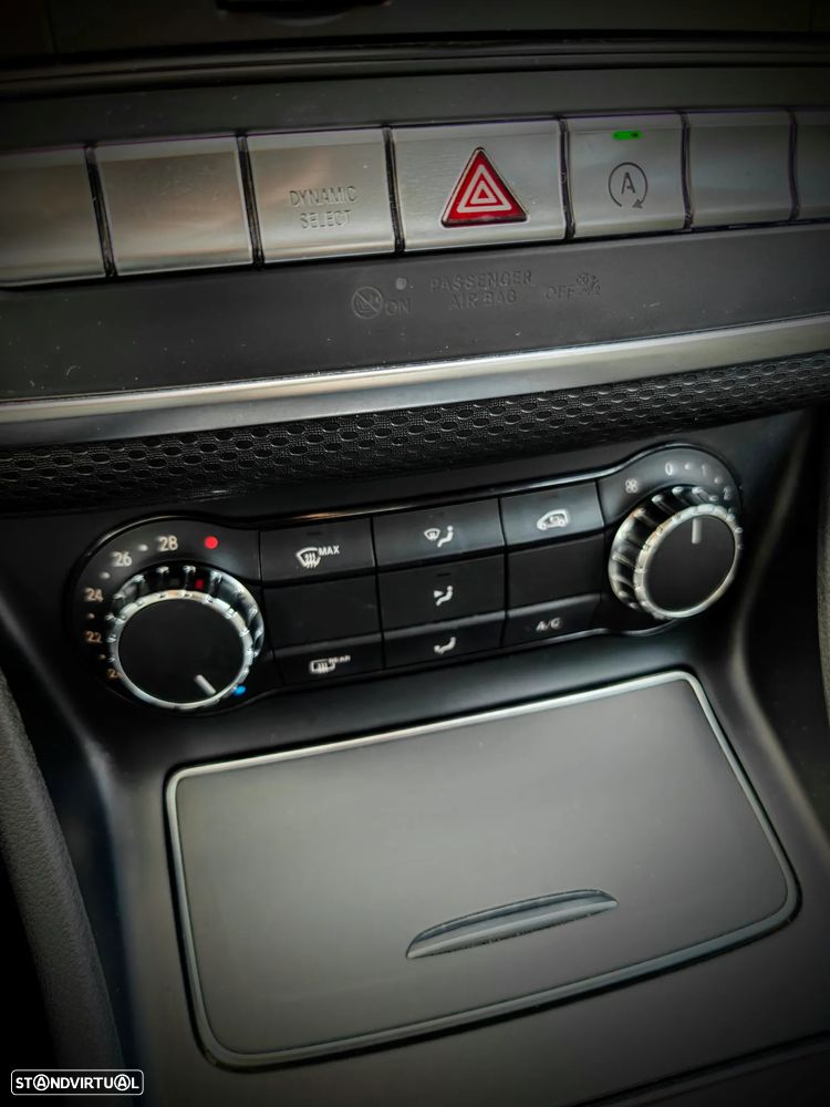 Mercedes-Benz A 180 d 7G-DCT AMG Line - 21