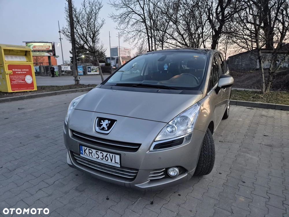 Peugeot 5008 1.6 Access 7os - 1