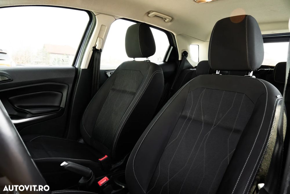 Ford EcoSport - 18