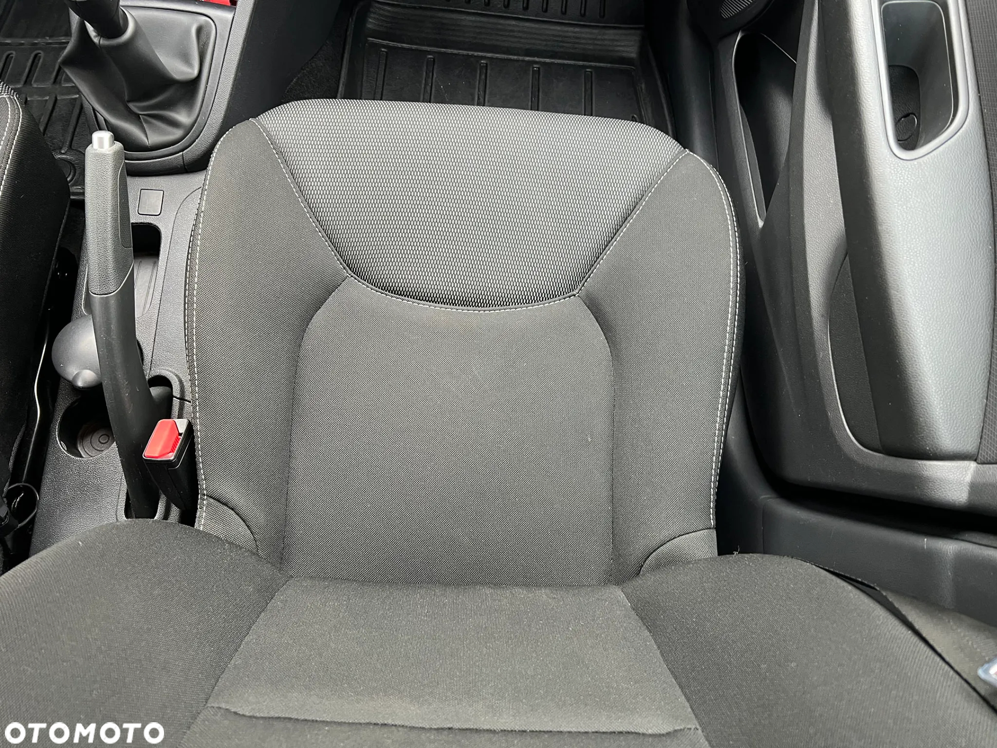 Renault Clio - 22