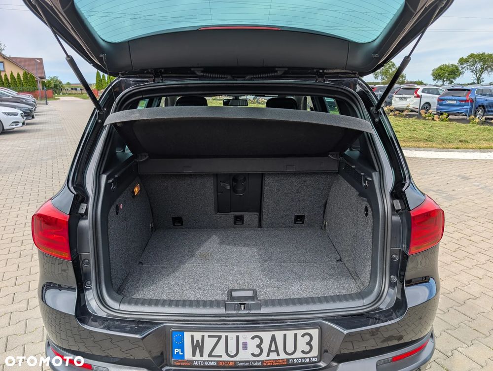 Volkswagen Tiguan 2.0 TDI SCR 4MOTION BlueMotion Technology DSG Lounge Sport & Style - 41