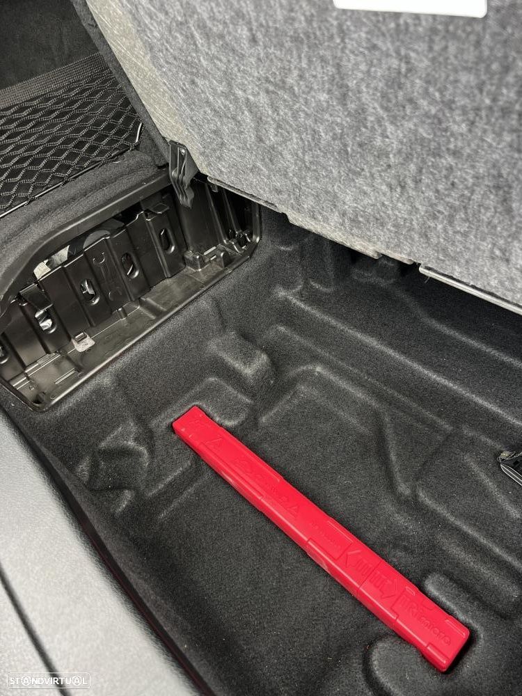 Mercedes-Benz GLC 220 d 4Matic 9G-TRONIC AMG Line - 18