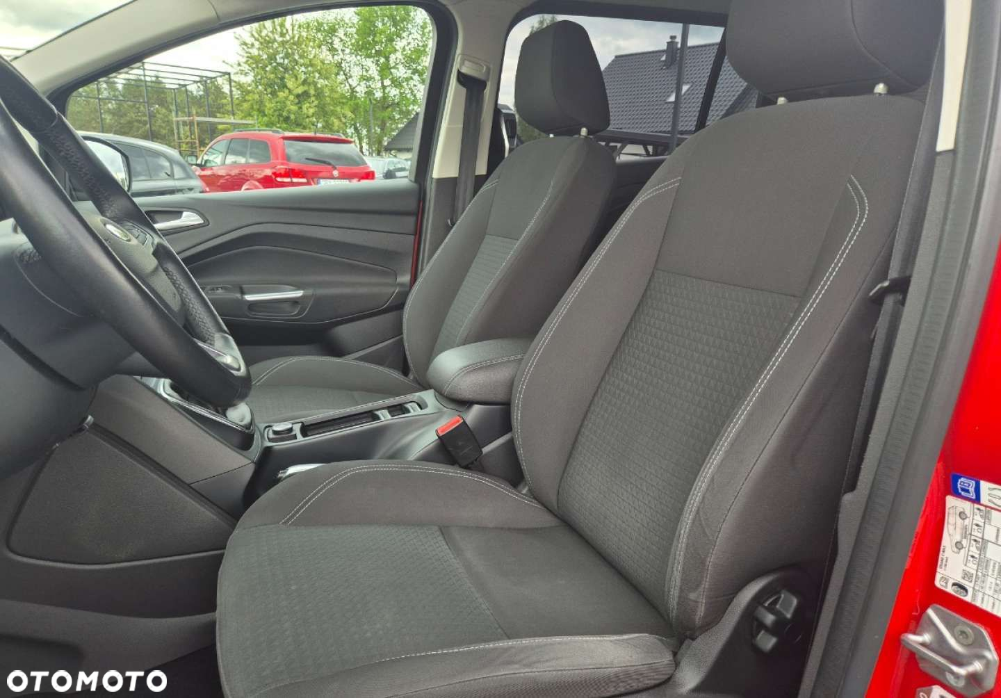 Ford Grand C-MAX - 8