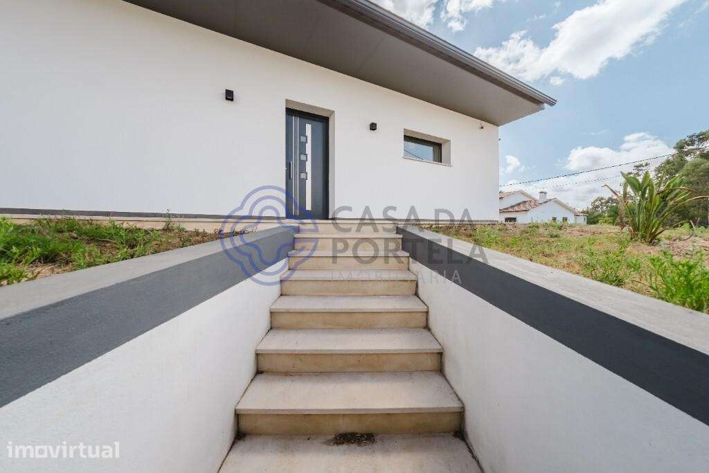 Moradia T3 com garagem em Bidoeira de Cima - Grande imagem: 5/59