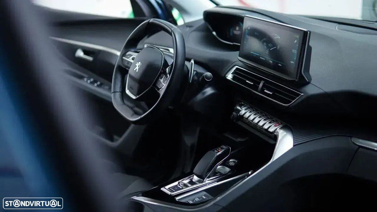 Peugeot 3008 1.6 Hybrid Allure Pack e-EAT8 - 32