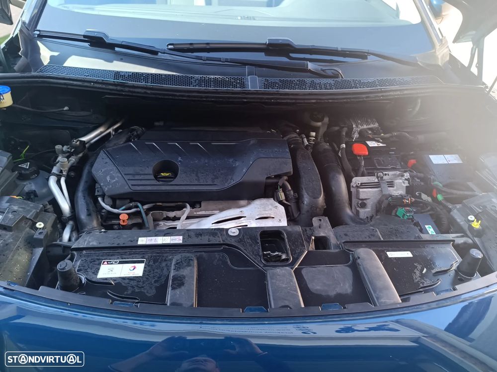 Peugeot 3008 1.6 Hybrid4 GT Line e-EAT8 - 6