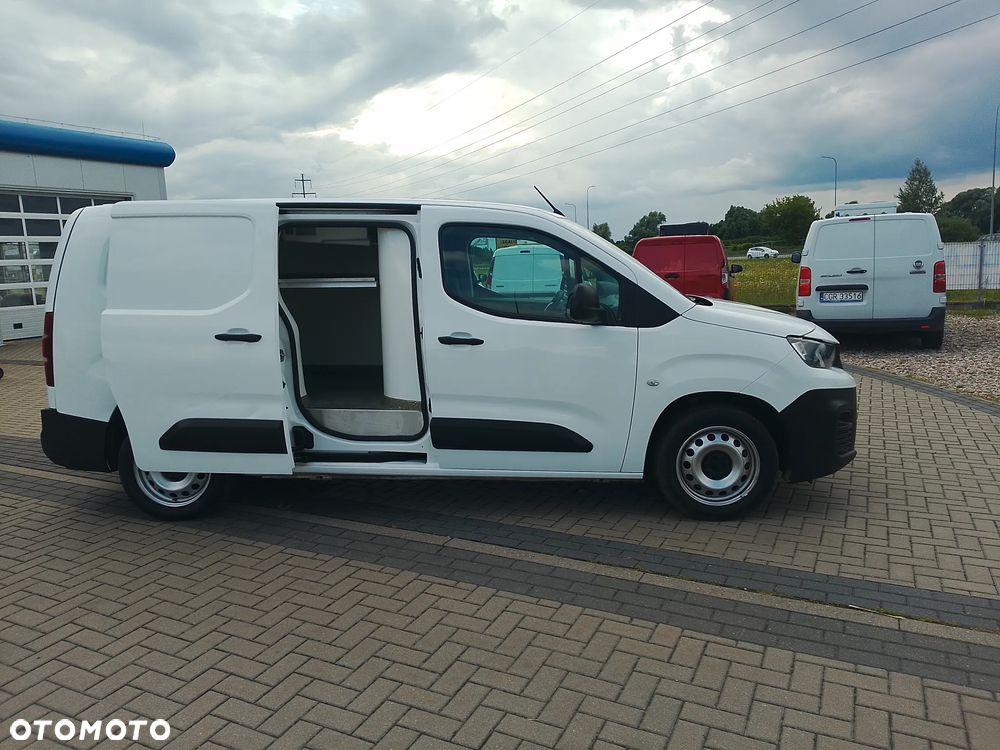 Toyota Proace Partner Berlingo Combo Doblo L2 Long Izoterma Chłodnia Salon PL półka Inox 3 osoby 2EUpal 2,5 DMC - 13