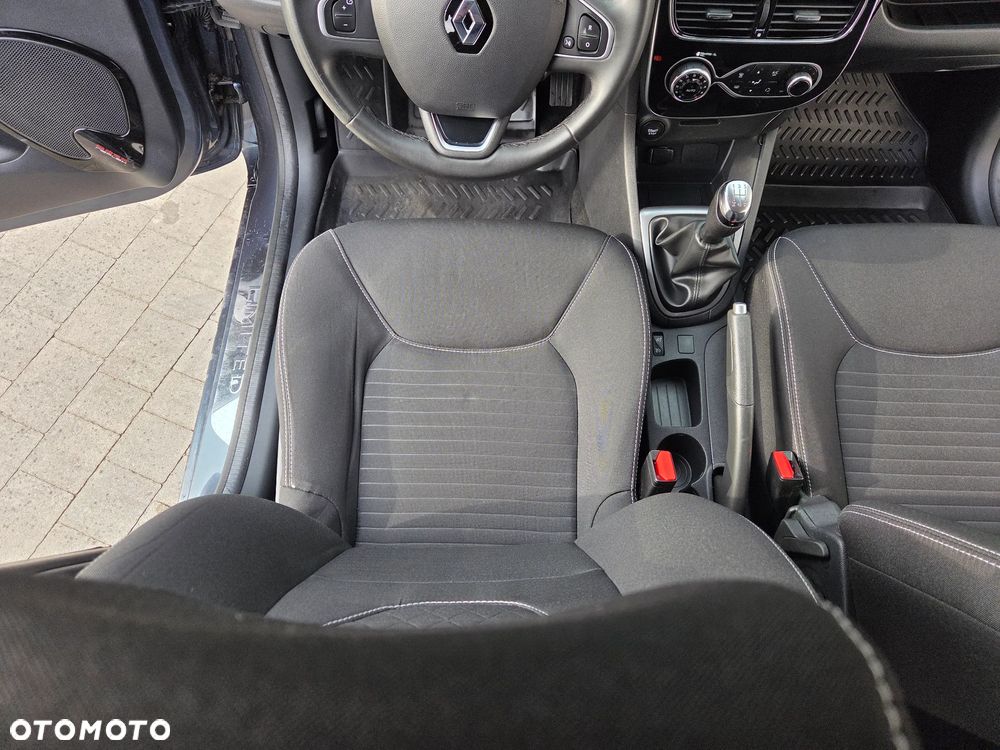 Renault Clio 1.2 16V 75 LIMITED - 18