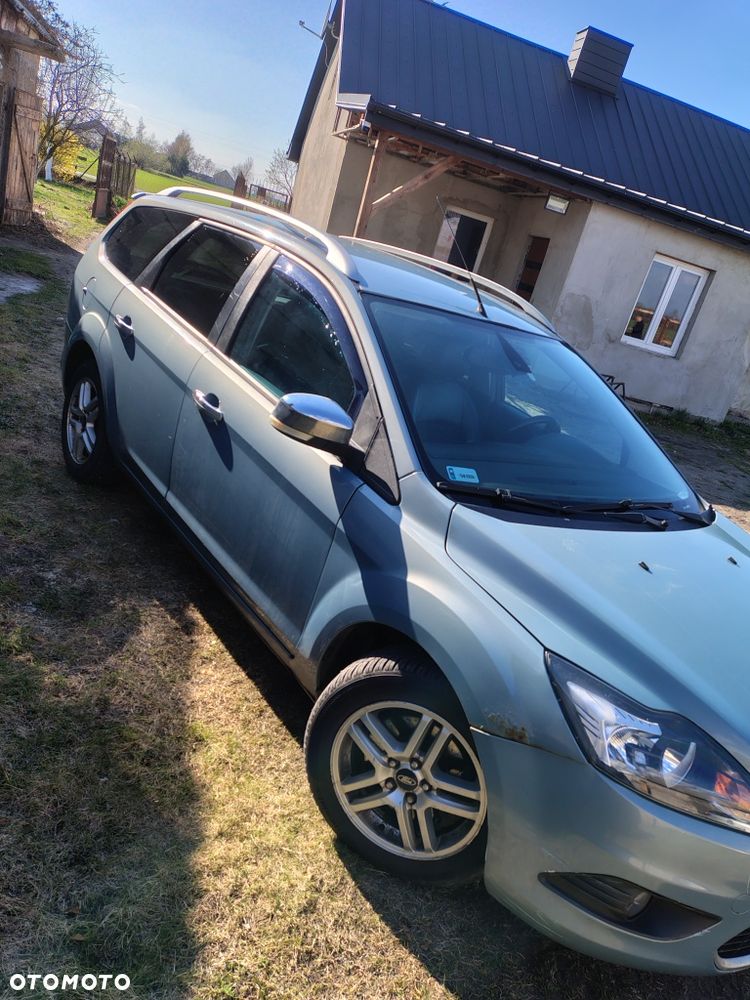 Ford Focus - 8