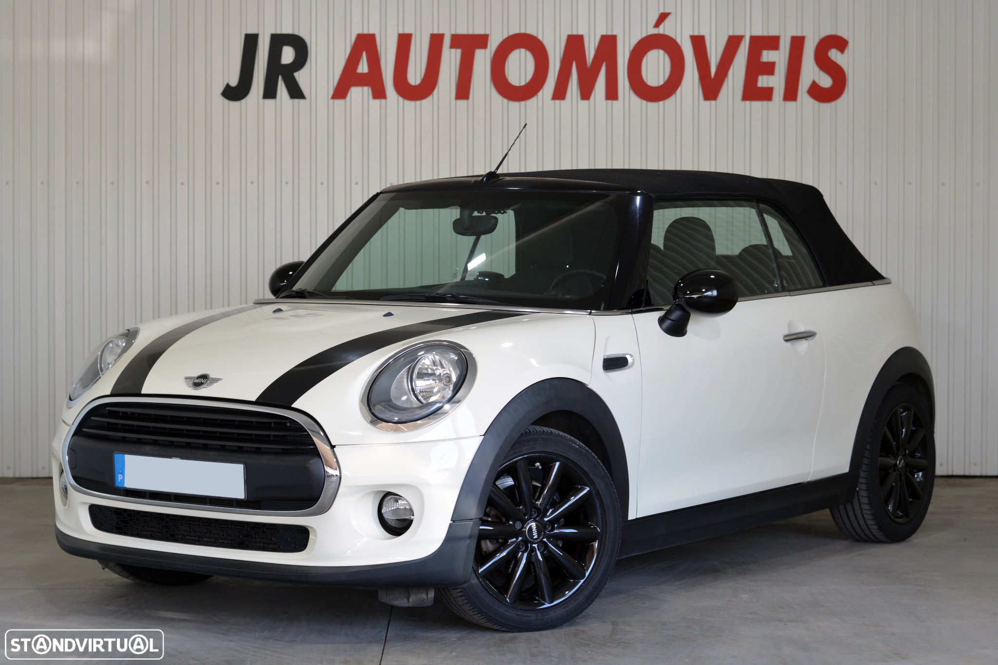 MINI Cabrio One - 2