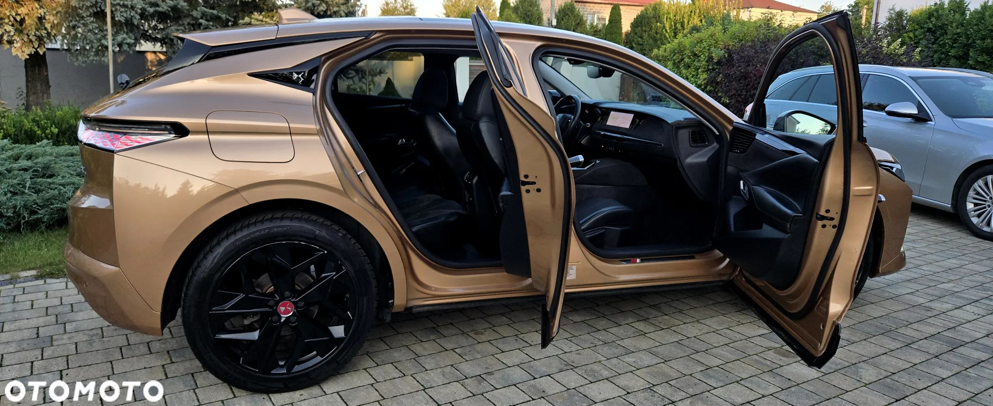 DS Automobiles DS 4 1.5 BlueHDi Performance Line + - 9