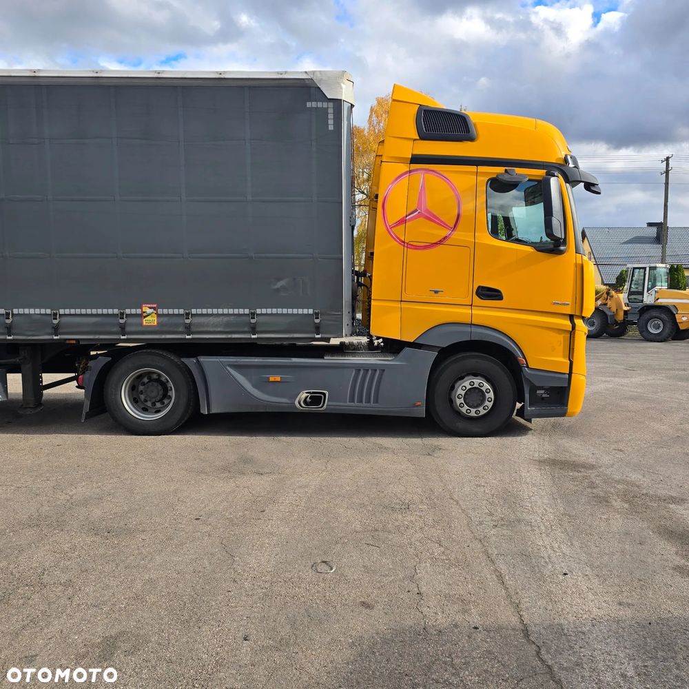 Mercedes-Benz Actros - 7