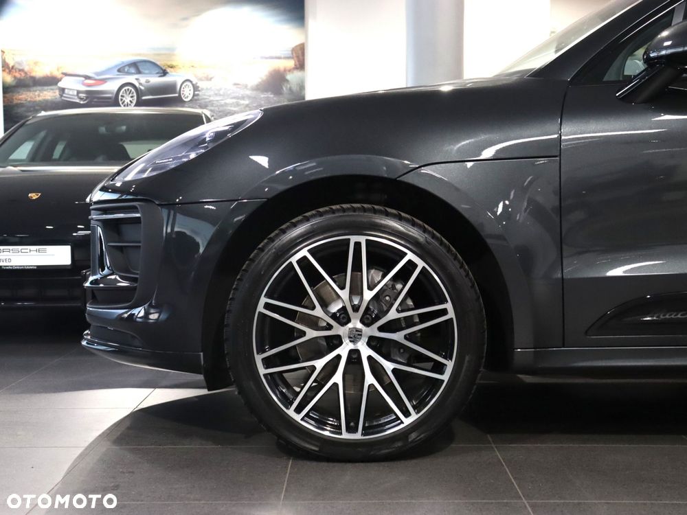 Porsche Macan T - 11