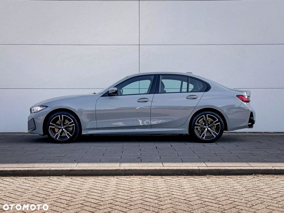 BMW Seria 3 320i xDrive M Sport - 3
