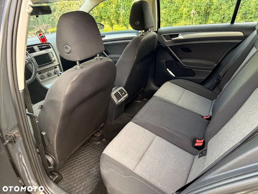 Volkswagen Golf 1.6 TDI BlueMotion Trendline - 15