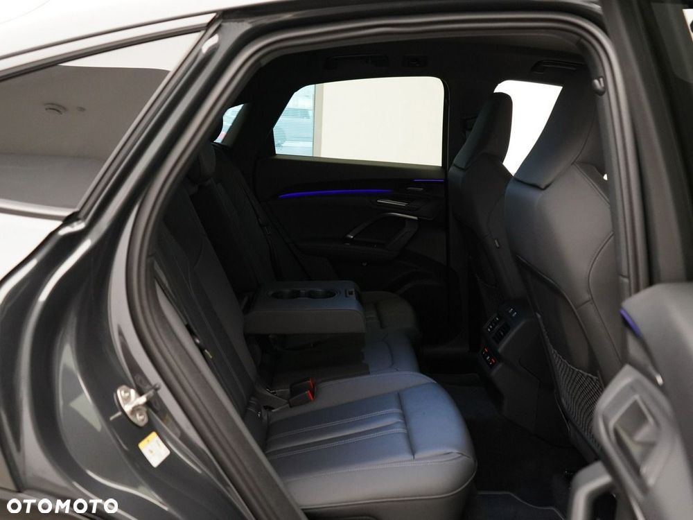 Audi Q5 Sportback - 18