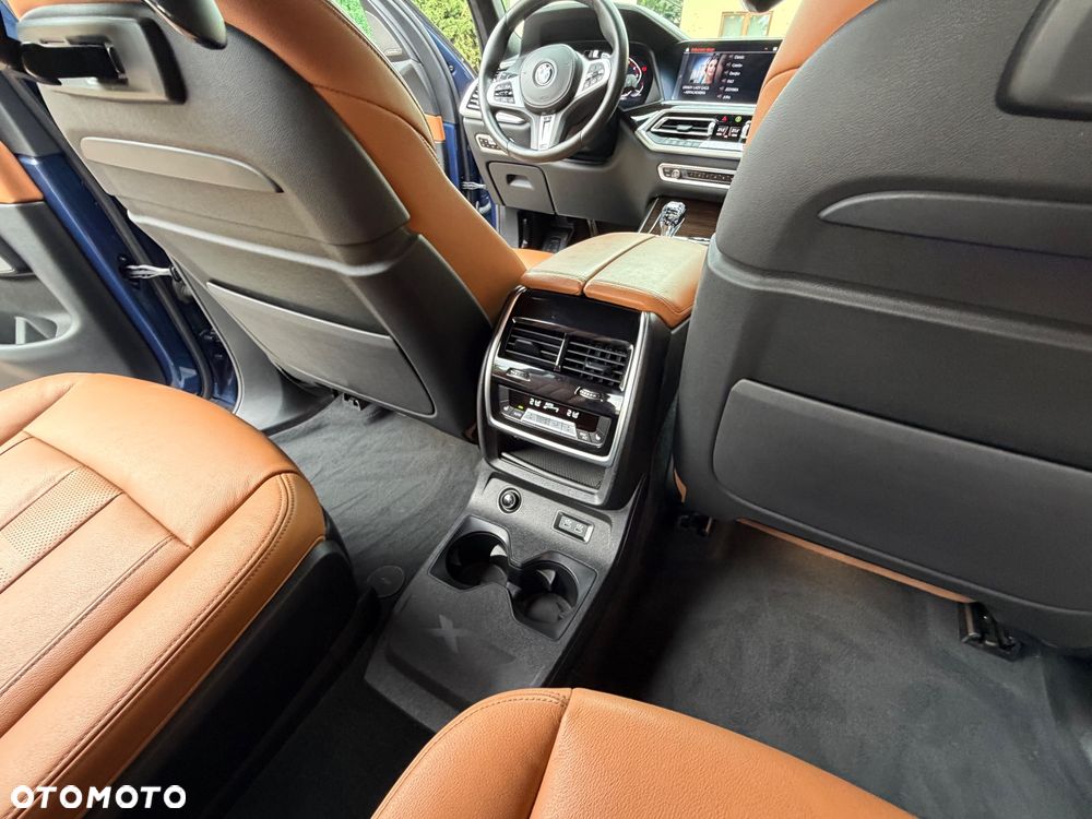 BMW X7 xDrive40i sport - 34