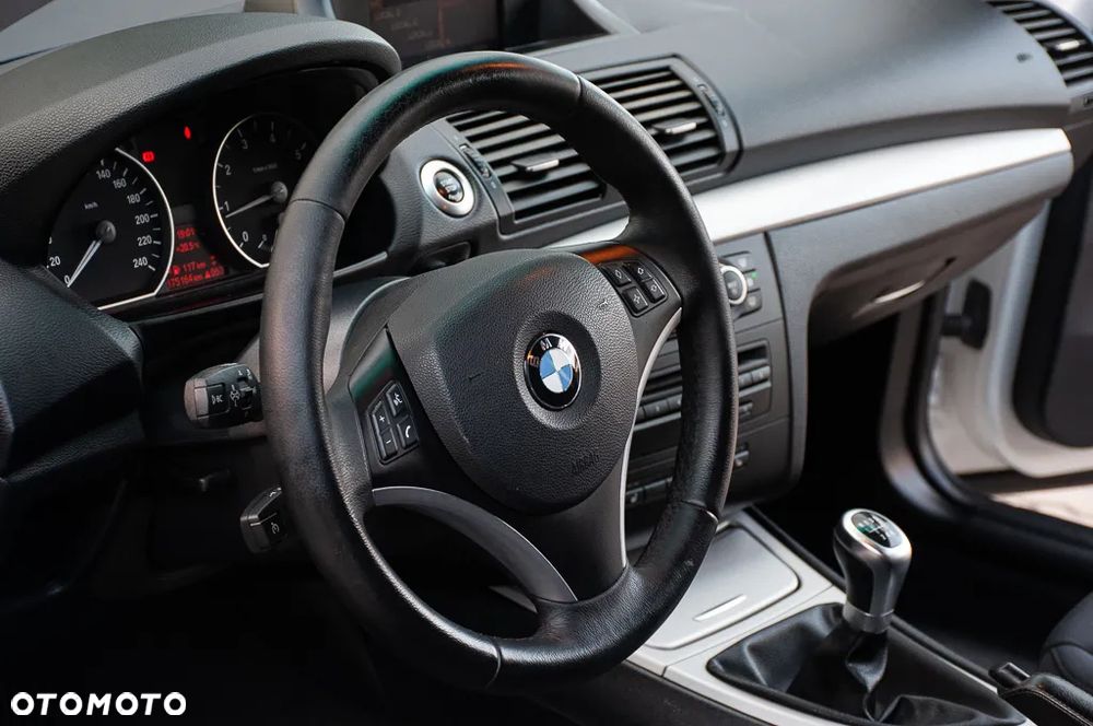 BMW Seria 1 116i - 9