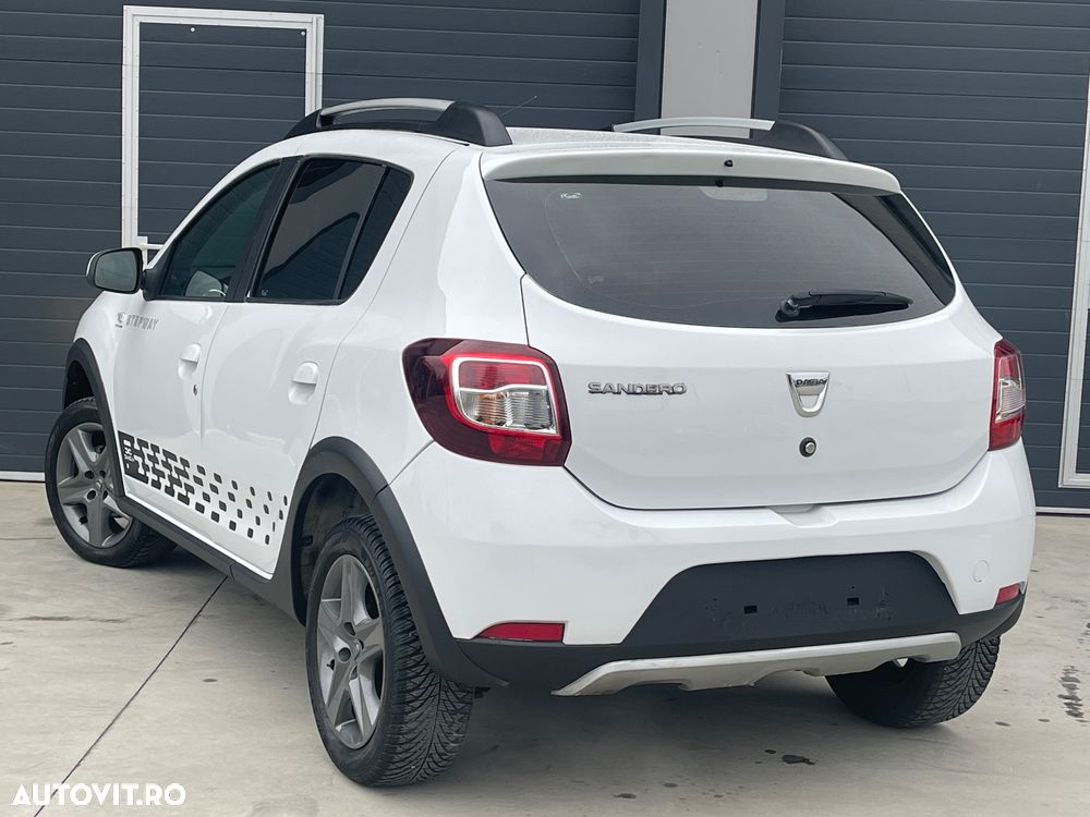 Dacia Sandero Stepway TCe 90 Prestige - 4