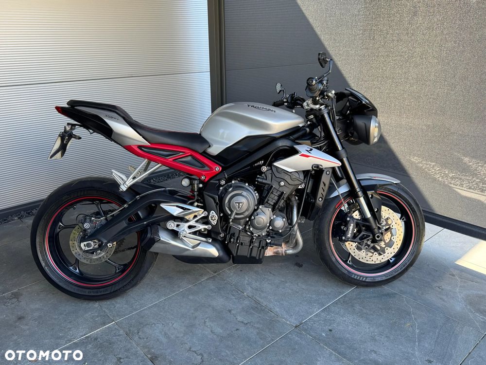 Triumph Street Triple - 2