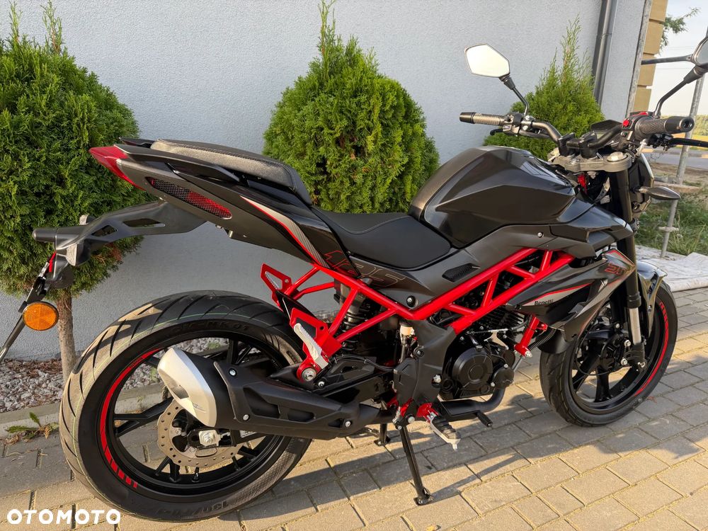 Benelli BN 125 - 21