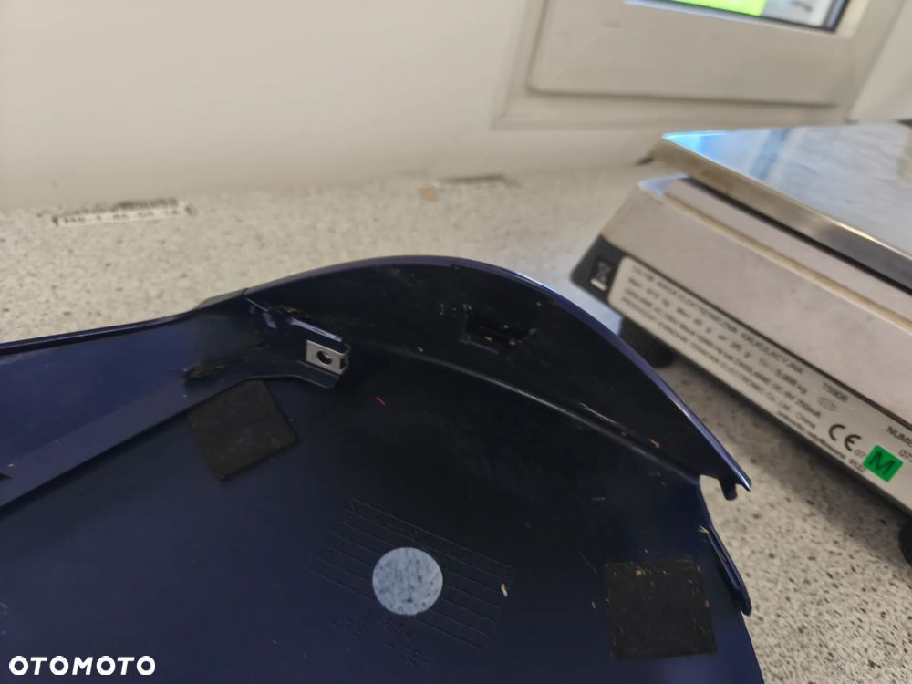 Owiewka, osłona, bok, boczek, zadupek ogon, łącznik zadupka Suzuki Burgman 125 - 22