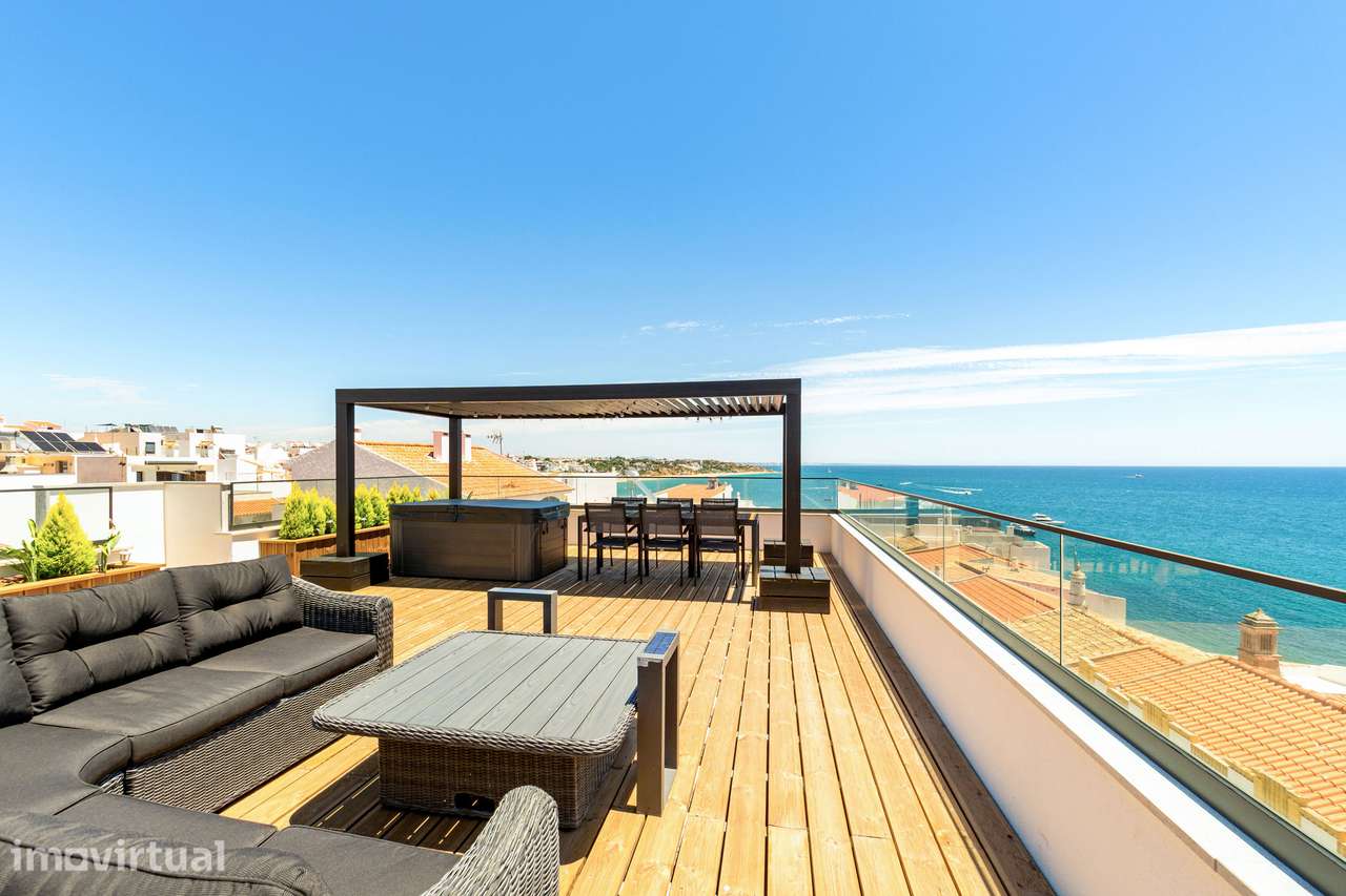 Moradia Tradicional Reabilitada com Vista Mar, no Coração de Albufeira - Grande imagem: 5/45