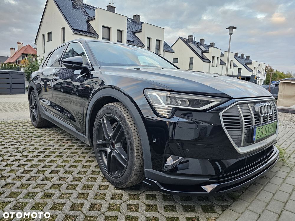 Audi e-tron - 1