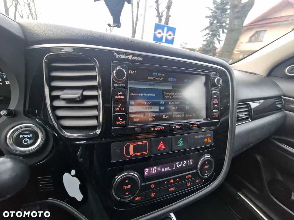 Mitsubishi Outlander 2.0 Intense + NAVI 2WD EU5 CVT - 15