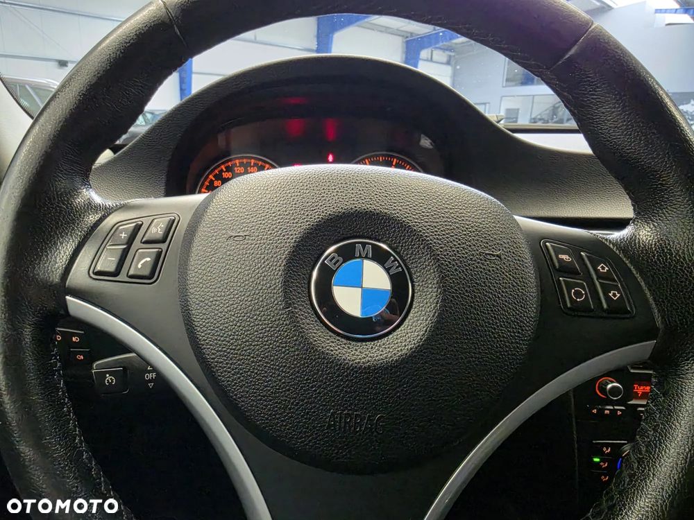 BMW Seria 3 318i Edition Lifestyle - 37