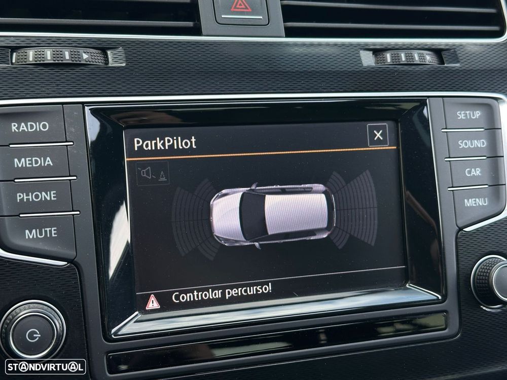 VW Golf GTD BlueMotion - 22